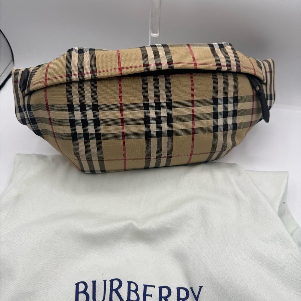 NWT Burberry Nova Check Sonny Canvas Belt Bag with Black leather Trim - Picture 7 of 7
